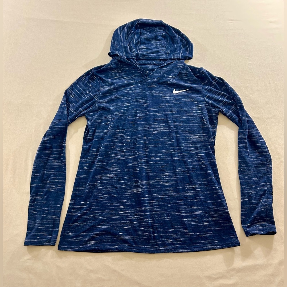 Nike Dri Fit Women’s Small Hooded Pullover Running Top